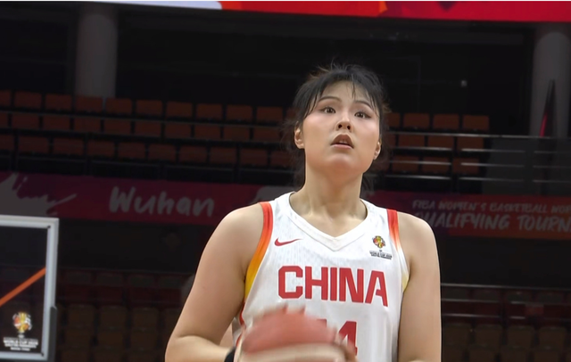 世界杯高清比赛观看-世预赛第1场:中国女篮半场领先马里队6分!韩旭9分,杨舒予9分